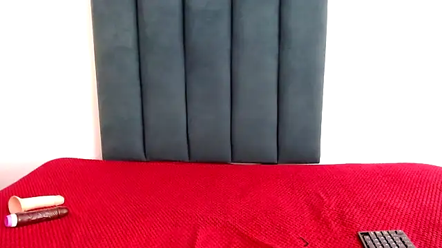 Hot-Assy online show from January 2025 11:25:01 AM