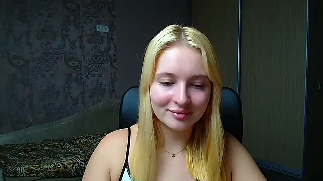 Milka kiss  online show from December 2025 12:36:02 PM