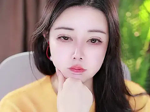 Qiaoqiao  online show from January 2025 05:13:01 PM