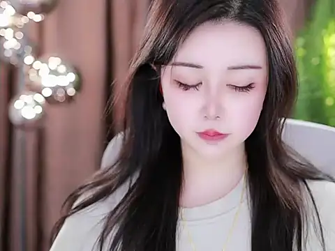 Qiaoqiao  online show from February 2025 10:11:02 AM