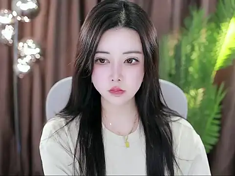 Qiaoqiao  online show from February 2025 05:04:02 PM