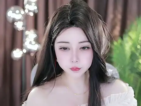 Qiaoqiao  online show from March 2025 12:11:02 PM