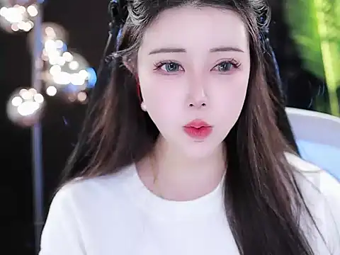 Qiaoqiao  online show from March 2025 07:35:02 AM