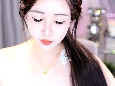 Qiaoqiao  online show from October 2025 07:09:02 AM