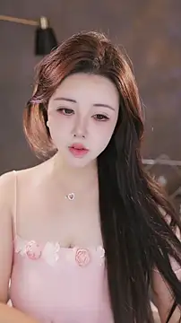 Qiaoqiao  online show from November 2025 08:15:01 AM