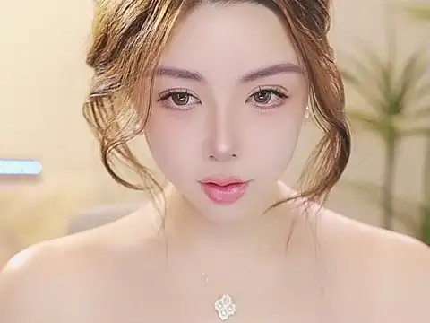 Snapshot of Qiaoqiao_ chatting on May 2026 05:56:02 AM Qiaoqiao online show from May 2026 05:56:02 AM