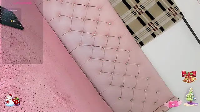 Snapshot of Danielysvalen chatting on December 2024 03:04:02 AM Danielysvalen online show from December 2024 03:04:02 AM