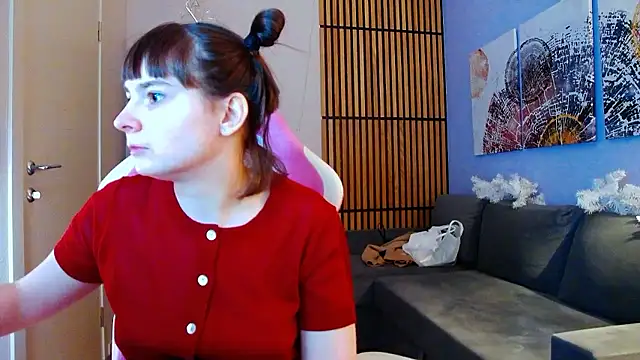 ManuTaya online show from January 2026 03:37:02 PM