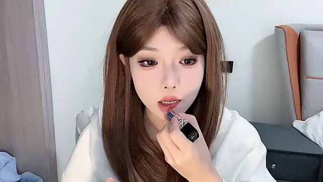 Snapshot of Q-ing chatting on February 2025 04:04:01 PM Q-ing online show from February 2025 04:04:01 PM