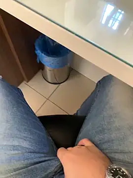 Snapshot of smithrosinha chatting on January 2025 06:34:02 PM smithrosinha online show from January 2025 06:34:02 PM