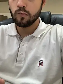 Snapshot of smithrosinha chatting on February 2025 05:15:02 PM smithrosinha online show from February 2025 05:15:02 PM