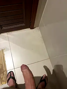 Snapshot of smithrosinha chatting on November 2025 06:58:02 AM smithrosinha online show from November 2025 06:58:02 AM