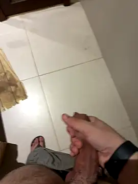 Snapshot of smithrosinha chatting on December 2025 06:54:02 AM smithrosinha online show from December 2025 06:54:02 AM