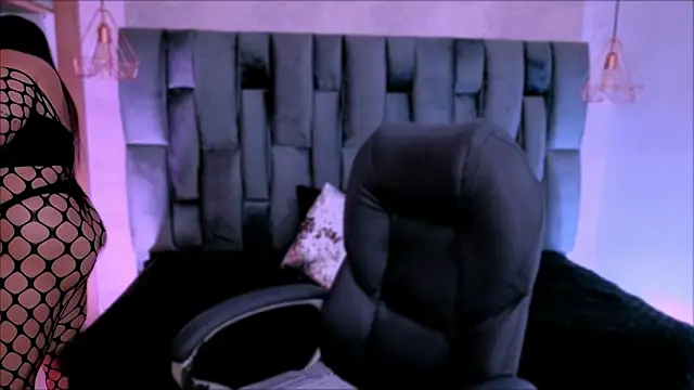 Snapshot of Xisu_ chatting on April 2026 11:47:02 AM Xisu online show from April 2026 11:47:02 AM