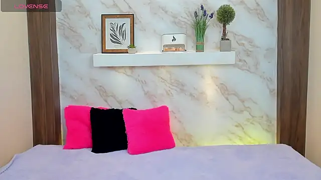 AmyBarton02 online show from March 2026 07:39:01 PM