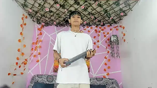 Fresahot2005 online show from November 2025 10:14:02 AM