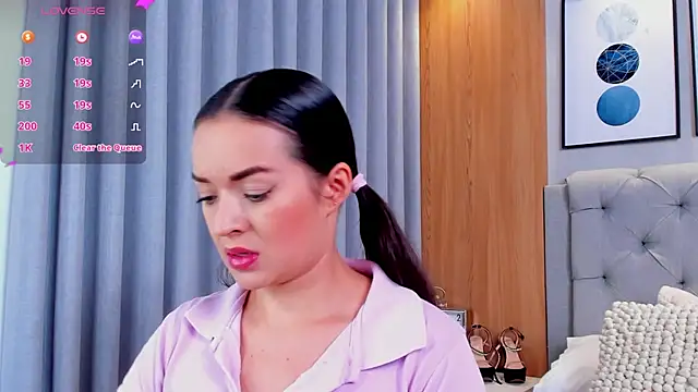 lennabell online show from November 2025 04:29:01 PM