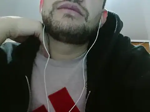 Snapshot of camiloking1720 chatting on December 2024 02:31:02 AM camiloking1720 online show from December 2024 02:31:02 AM