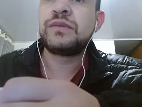 Snapshot of camiloking1720 chatting on December 2024 05:48:01 AM camiloking1720 online show from December 2024 05:48:01 AM