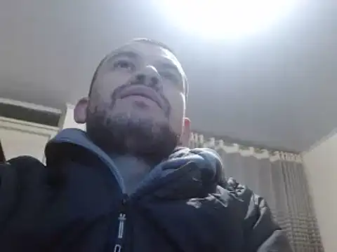 Snapshot of camiloking1720 chatting on January 2025 03:56:02 AM camiloking1720 online show from January 2025 03:56:02 AM