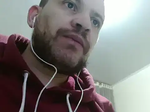 Snapshot of camiloking1720 chatting on January 2025 03:09:01 AM camiloking1720 online show from January 2025 03:09:01 AM