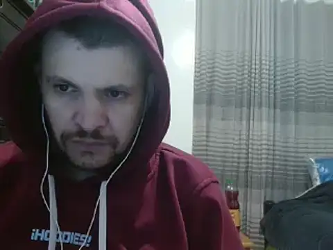 Snapshot of camiloking1720 chatting on January 2025 07:26:01 PM camiloking1720 online show from January 2025 07:26:01 PM