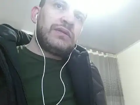 Snapshot of camiloking1720 chatting on January 2025 06:10:02 PM camiloking1720 online show from January 2025 06:10:02 PM