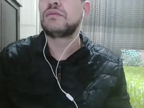 Snapshot of camiloking1720 chatting on January 2025 07:15:01 AM camiloking1720 online show from January 2025 07:15:01 AM