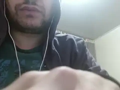 Snapshot of camiloking1720 chatting on January 2025 01:20:02 AM camiloking1720 online show from January 2025 01:20:02 AM