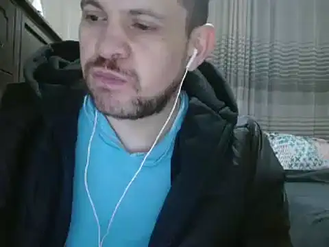 Snapshot of camiloking1720 chatting on January 2025 02:02:01 AM camiloking1720 online show from January 2025 02:02:01 AM