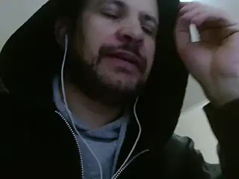 Snapshot of camiloking1720 chatting on January 2025 12:42:01 AM camiloking1720 online show from January 2025 12:42:01 AM