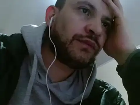 Snapshot of camiloking1720 chatting on January 2025 07:08:02 AM camiloking1720 online show from January 2025 07:08:02 AM