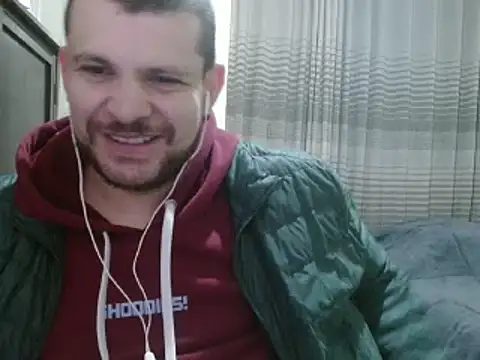 Snapshot of camiloking1720 chatting on January 2025 10:34:02 AM camiloking1720 online show from January 2025 10:34:02 AM