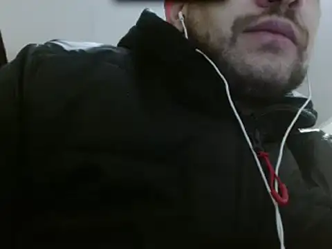 Snapshot of camiloking1720 chatting on February 2025 04:05:01 AM camiloking1720 online show from February 2025 04:05:01 AM