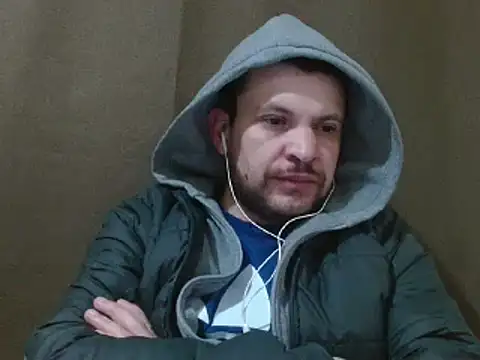 Snapshot of camiloking1720 chatting on February 2025 04:06:01 AM camiloking1720 online show from February 2025 04:06:01 AM