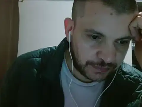 Snapshot of camiloking1720 chatting on February 2025 09:13:02 AM camiloking1720 online show from February 2025 09:13:02 AM