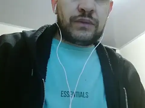 Snapshot of camiloking1720 chatting on February 2025 07:26:01 AM camiloking1720 online show from February 2025 07:26:01 AM