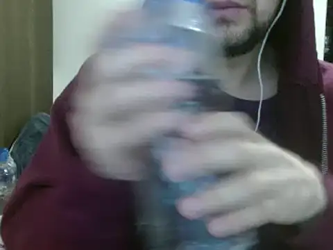 Snapshot of camiloking1720 chatting on February 2025 10:22:01 AM camiloking1720 online show from February 2025 10:22:01 AM