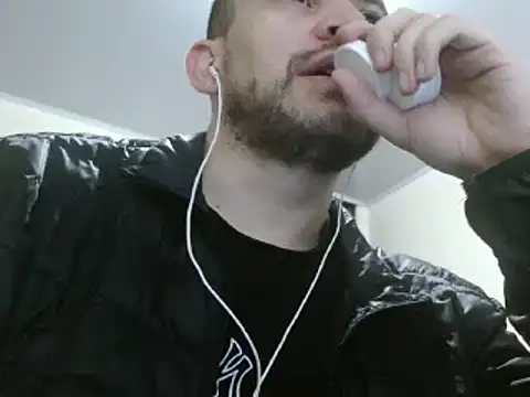 Snapshot of camiloking1720 chatting on February 2025 08:58:01 PM camiloking1720 online show from February 2025 08:58:01 PM