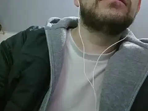 Snapshot of camiloking1720 chatting on February 2025 08:28:02 AM camiloking1720 online show from February 2025 08:28:02 AM