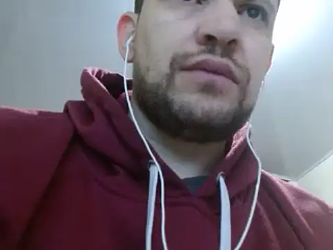 Snapshot of camiloking1720 chatting on February 2025 02:36:01 PM camiloking1720 online show from February 2025 02:36:01 PM