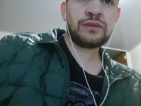 Snapshot of camiloking1720 chatting on February 2025 04:10:02 AM camiloking1720 online show from February 2025 04:10:02 AM