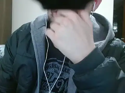 Snapshot of camiloking1720 chatting on February 2025 03:48:02 PM camiloking1720 online show from February 2025 03:48:02 PM