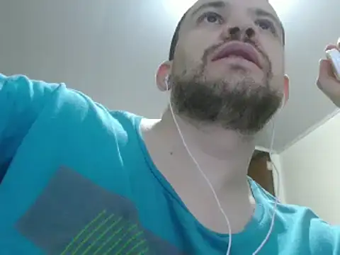 Snapshot of camiloking1720 chatting on February 2025 11:34:02 PM camiloking1720 online show from February 2025 11:34:02 PM