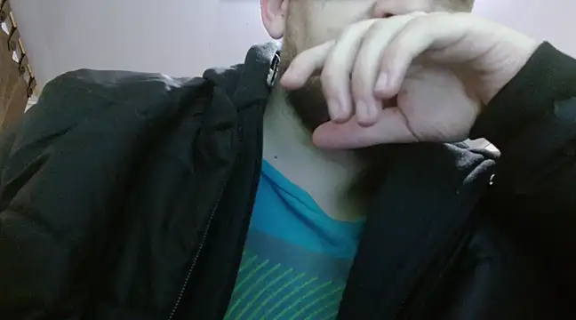 Snapshot of camiloking1720 chatting on March 2025 02:27:02 AM camiloking1720 online show from March 2025 02:27:02 AM