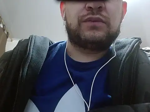 Snapshot of camiloking1720 chatting on October 2025 10:05:01 PM camiloking1720 online show from October 2025 10:05:01 PM