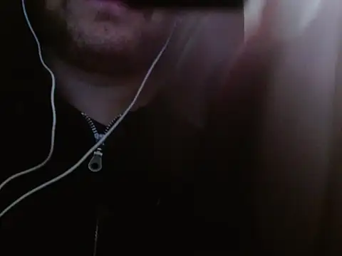 Snapshot of camiloking1720 chatting on October 2025 09:30:02 AM camiloking1720 online show from October 2025 09:30:02 AM