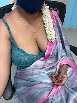 Snapshot of sajeetha chatting on June 2026 03:19:02 AM sajeetha online show from June 2026 03:19:02 AM