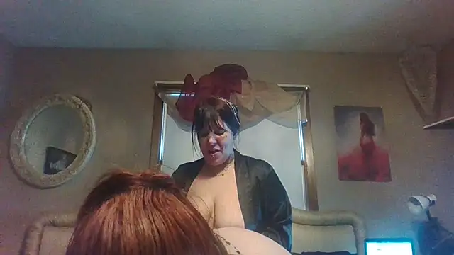 nora lane online show from January 2025 03:32:02 PM