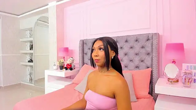 HaileeRoberts online show from February 2025 12:26:02 PM